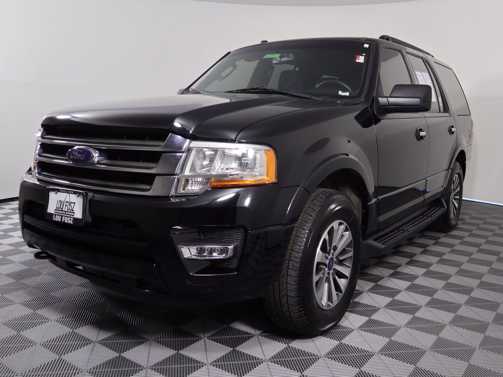 Pre-Owned 2016 Ford Expedition XLT 4WD Sport Utility