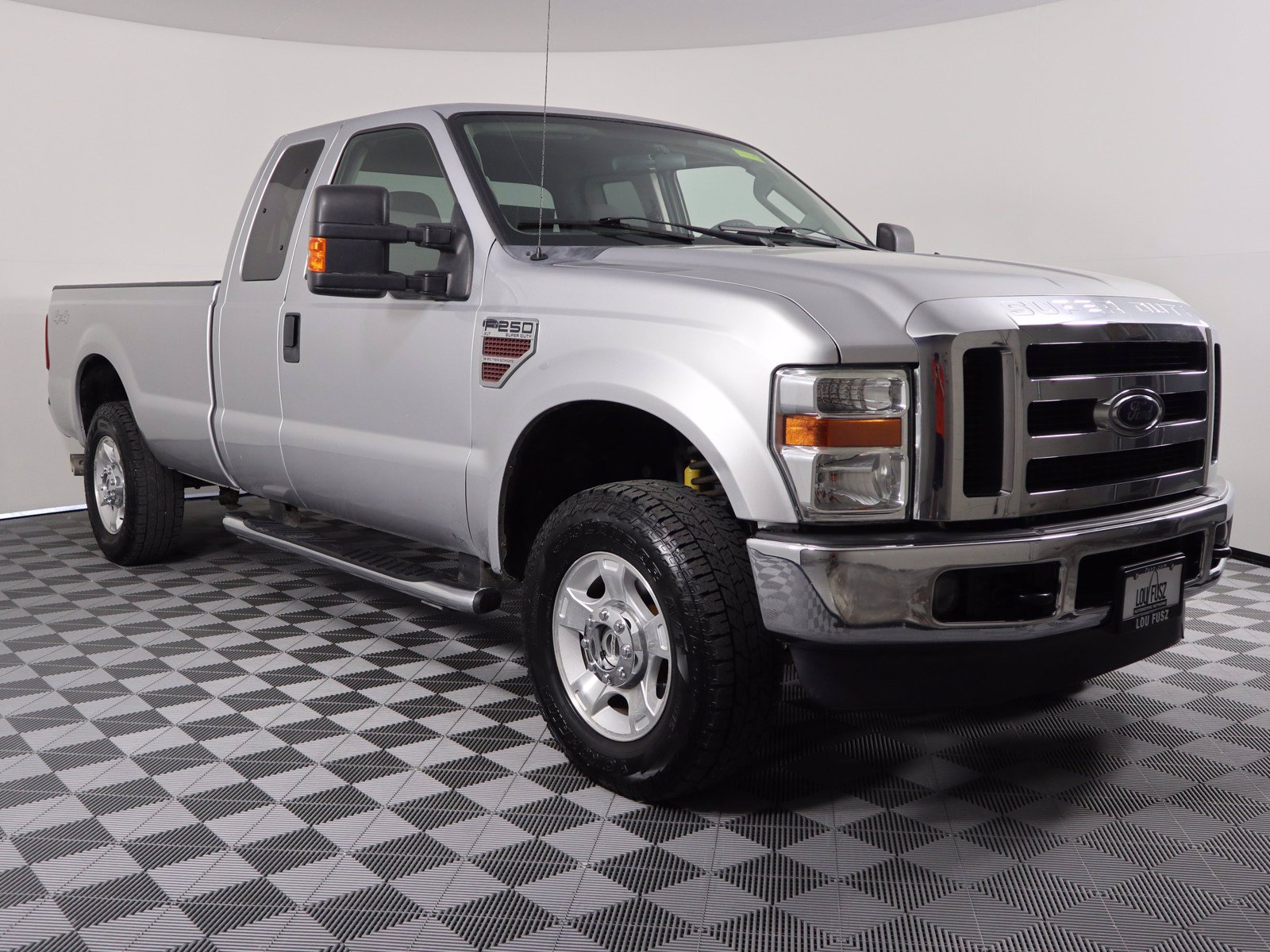 Pre-Owned 2010 Ford Super Duty F-250 SRW XL 4WD Extended Cab Pickup