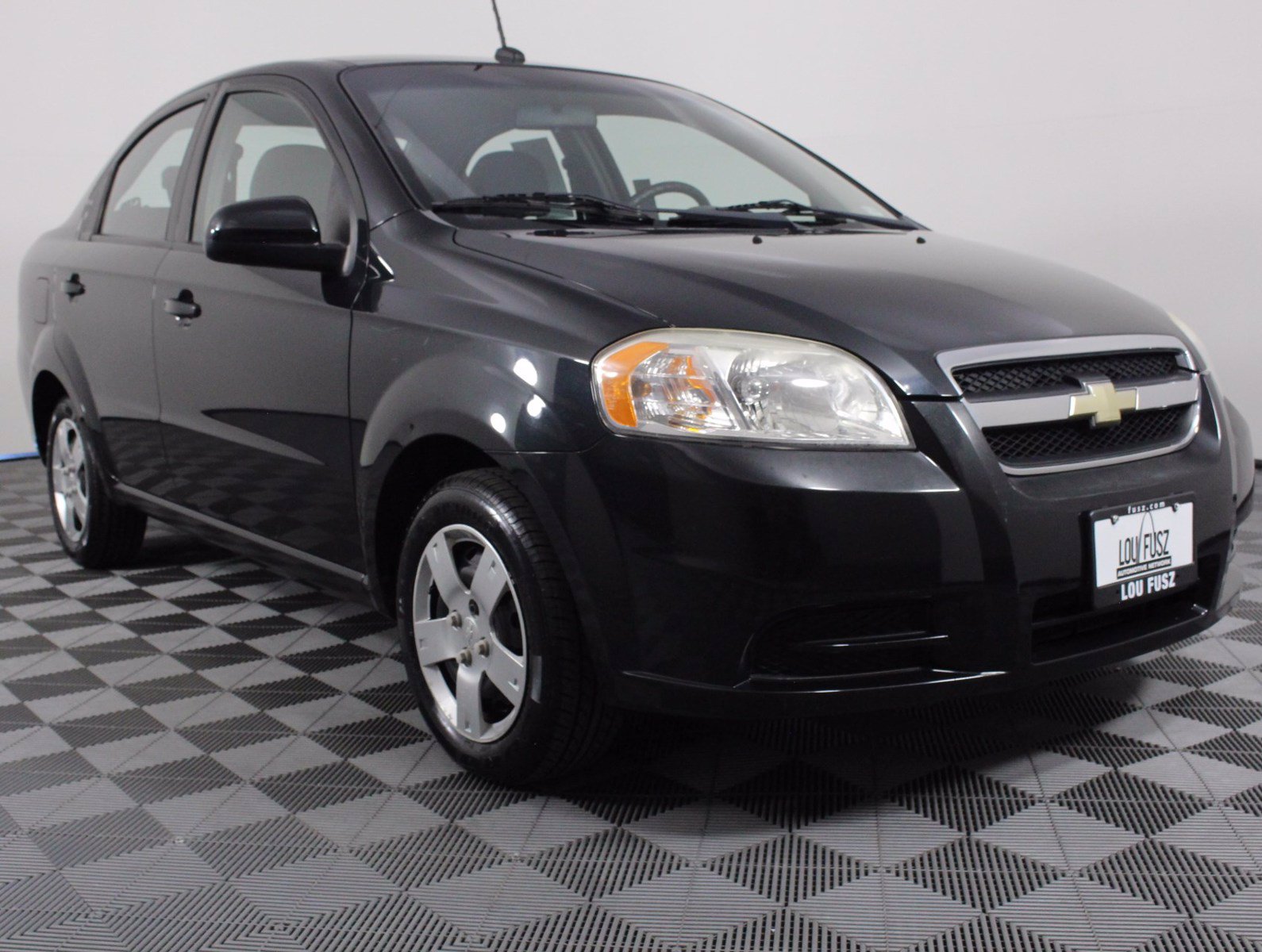 Pre-Owned 2010 Chevrolet Aveo LT with 1LT FWD 4dr Car