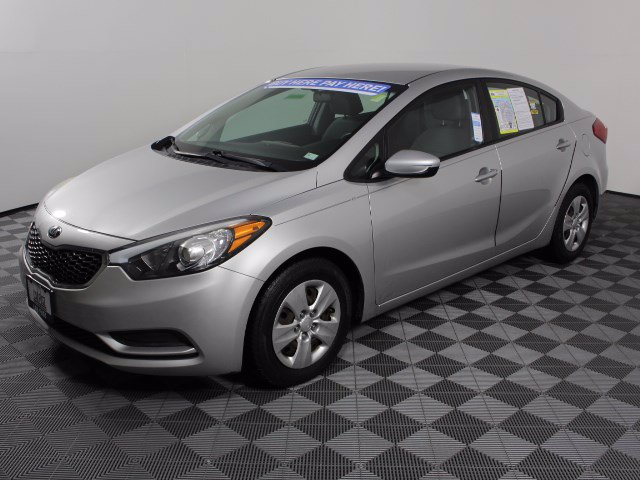 Pre-Owned 2015 Kia Forte LX FWD 4dr Car